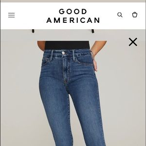 LIKE NEW Good American “good legs” crop Jean